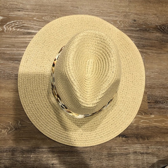 Women’s Sun Hat - Picture 2 of 5